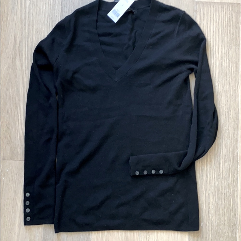 Banana Merino Wool V-Neck
